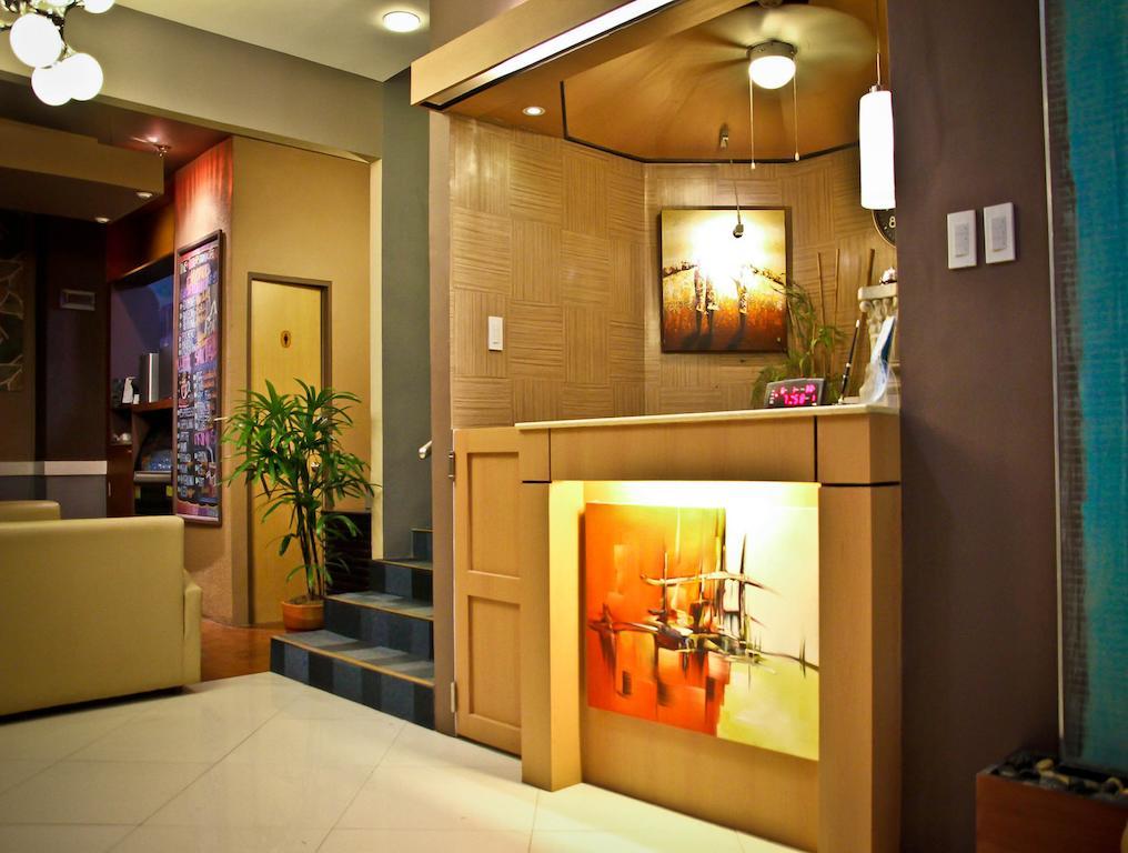 La Gloria Residence Inn Cebu Stadt Exterior foto